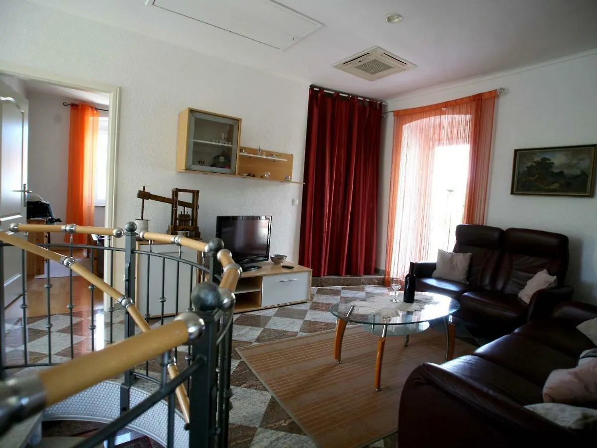 Haus Bozica Villa Muraj Holiday home
